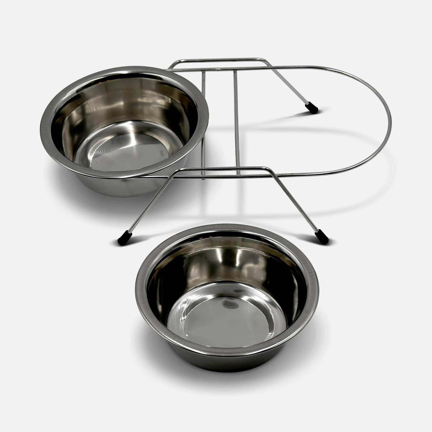 Dubbele roestvrijstalen voederbak met een diameter van 16 cm met steun voor middelgrote honden, maat M, gripvaste rubberen poten Photo3