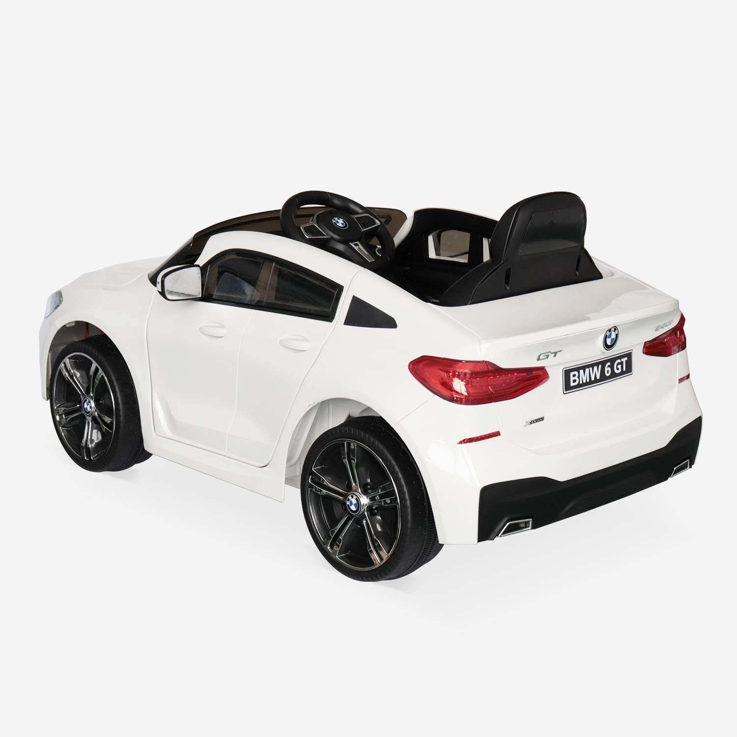 BMW Série 6 GT Gran Turismo blanche, voiture électrique pour enfants 12V 4 Ah, 1 place, avec autoradio et télécommande Photo5