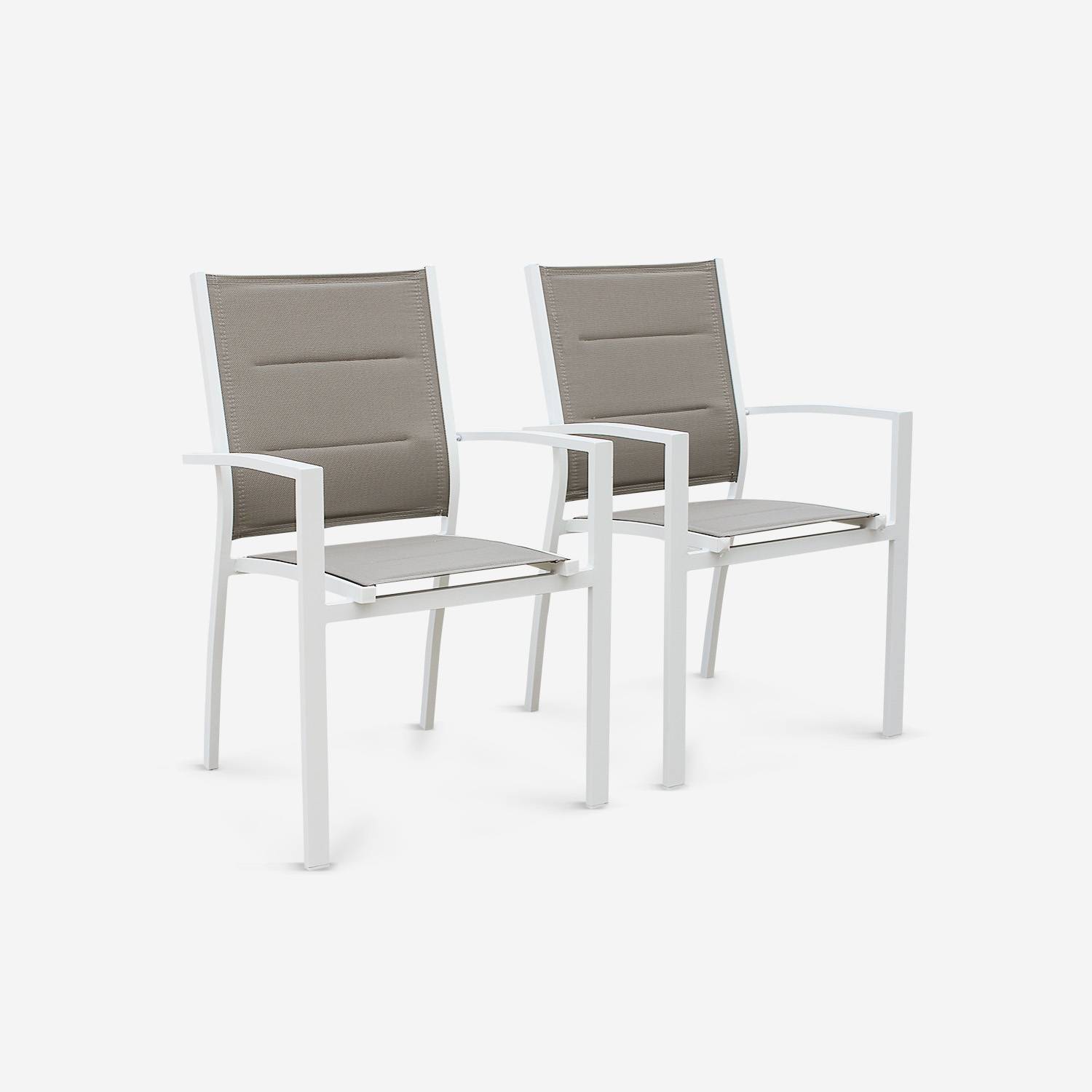Set mit 2 Chicago-Sesseln - weißes Aluminium und taupefarbenes Textil, stapelbar Photo1