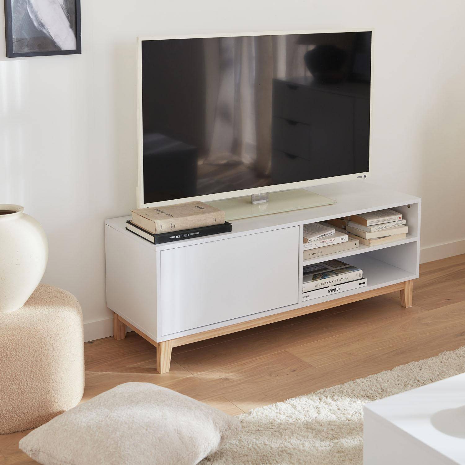 Soporte de TV blanco escandinavo - Floki - 1 cajón, patas de madera de abeto, 120x40x45cm Photo1
