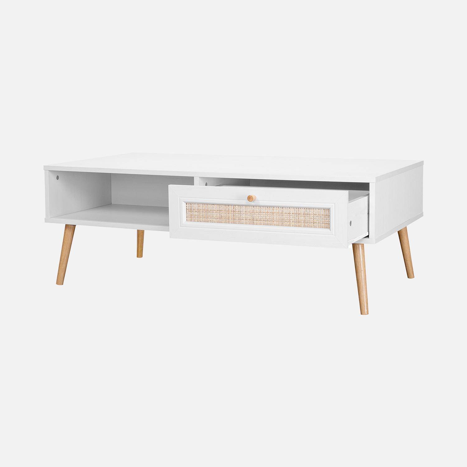 Table basse en cannage 110x59x39cm - Bohème - Blanc, 1 tiroir, 1 espace de rangement, pieds scandinaves Photo6