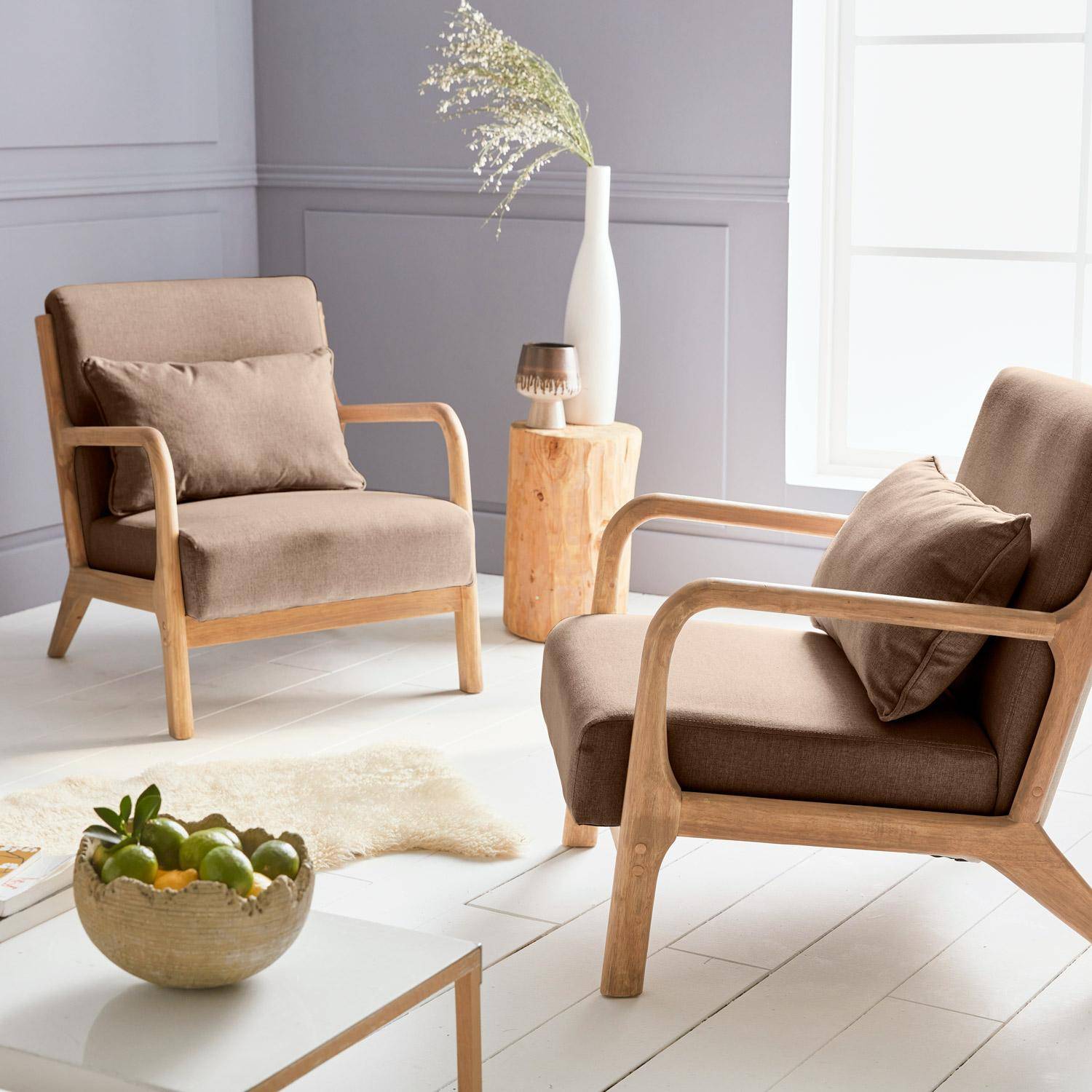 Fauteuil design marron en bois et tissu, 1 place droit fixe, pieds compas scandinave, structure en bois solide, assise confortable  Photo2