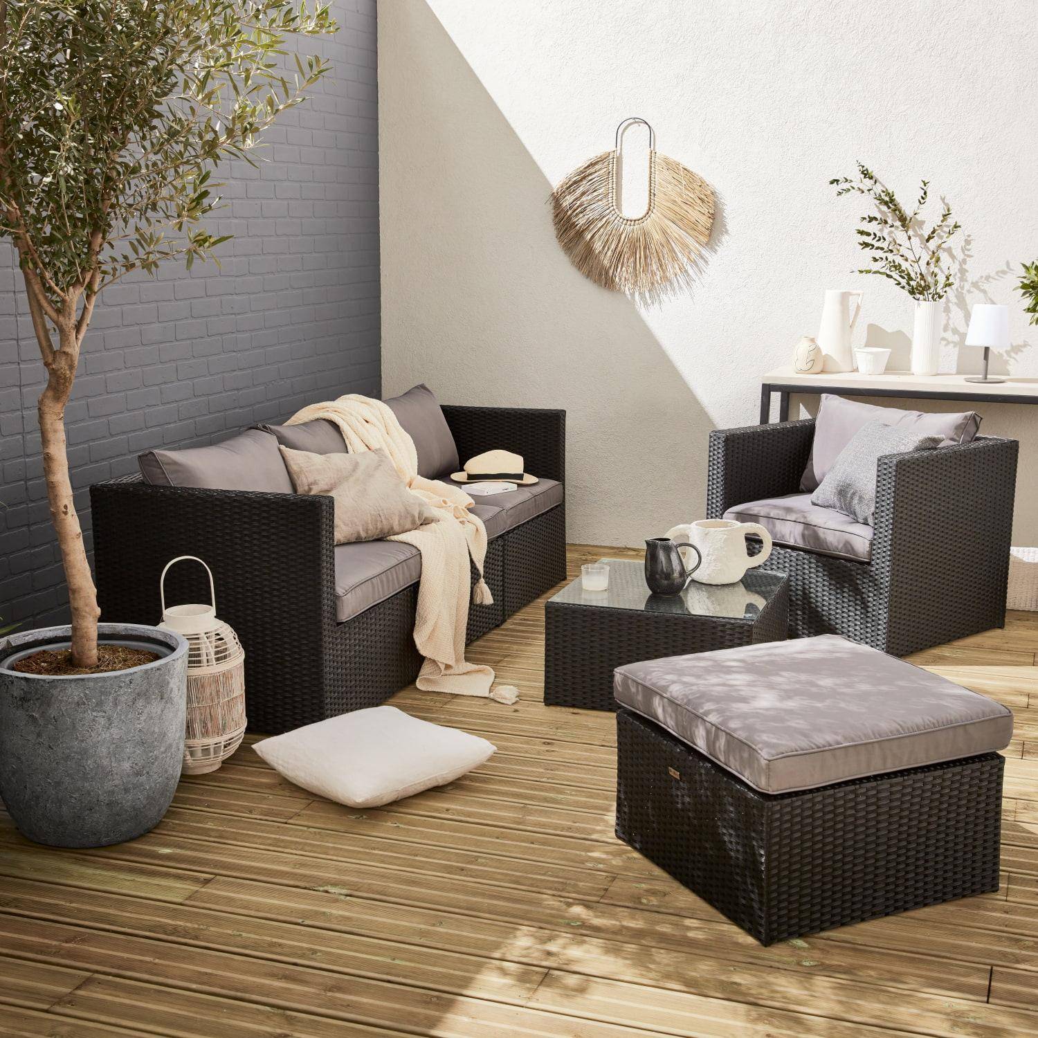 Conjunto de mobiliário de jardim em tecido de resina - Benito Noir et Gris - Cor preta, almofadas cinzentas, estrutura em alumínio, sofá de exterior, 6 unidades, 5 lugares Photo1