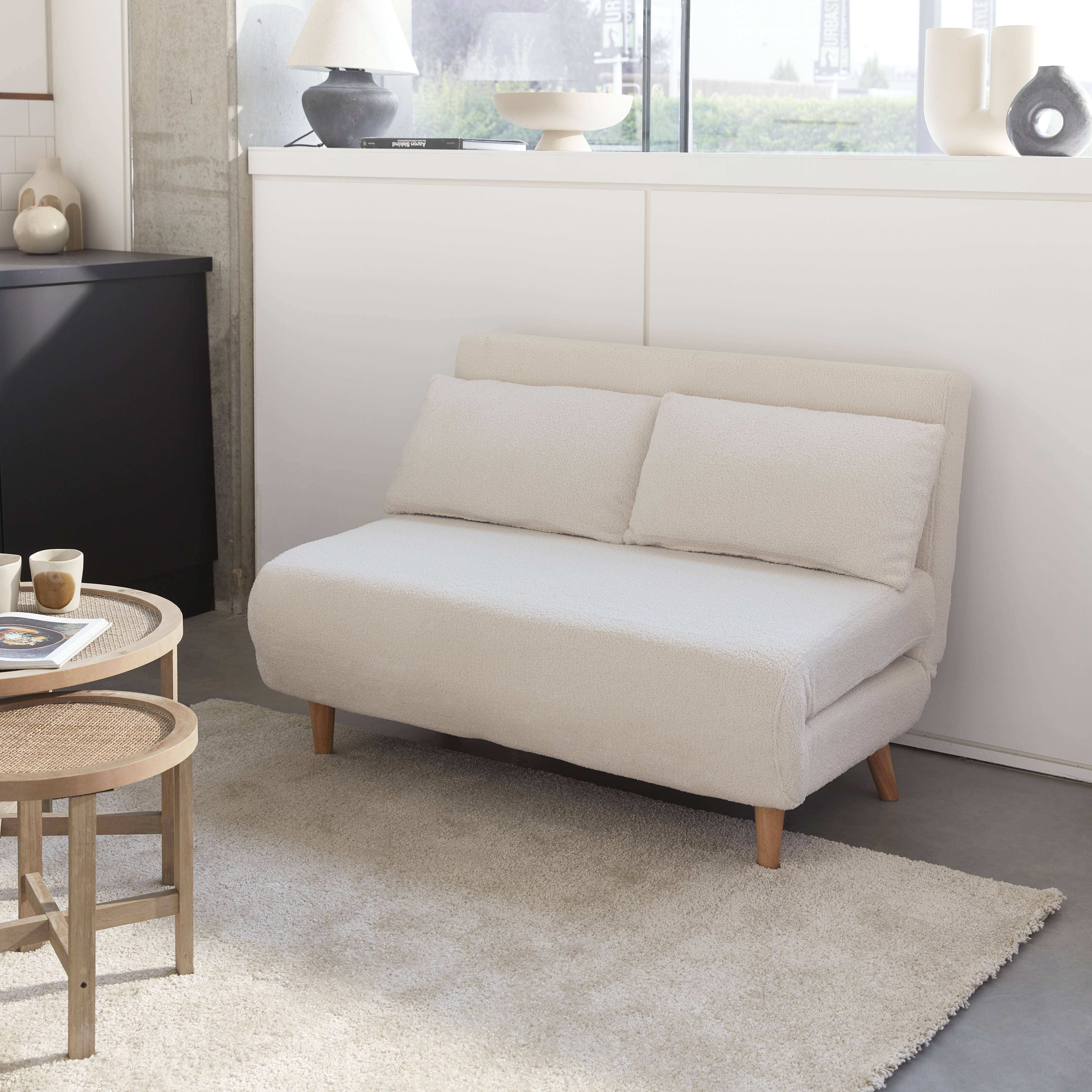 Sofá cama de tejido rizado blanco - Guesta - Sofá escandinavo de 2 plazas, patas de madera oscura, asiento corrido, respaldo reclinable Photo1