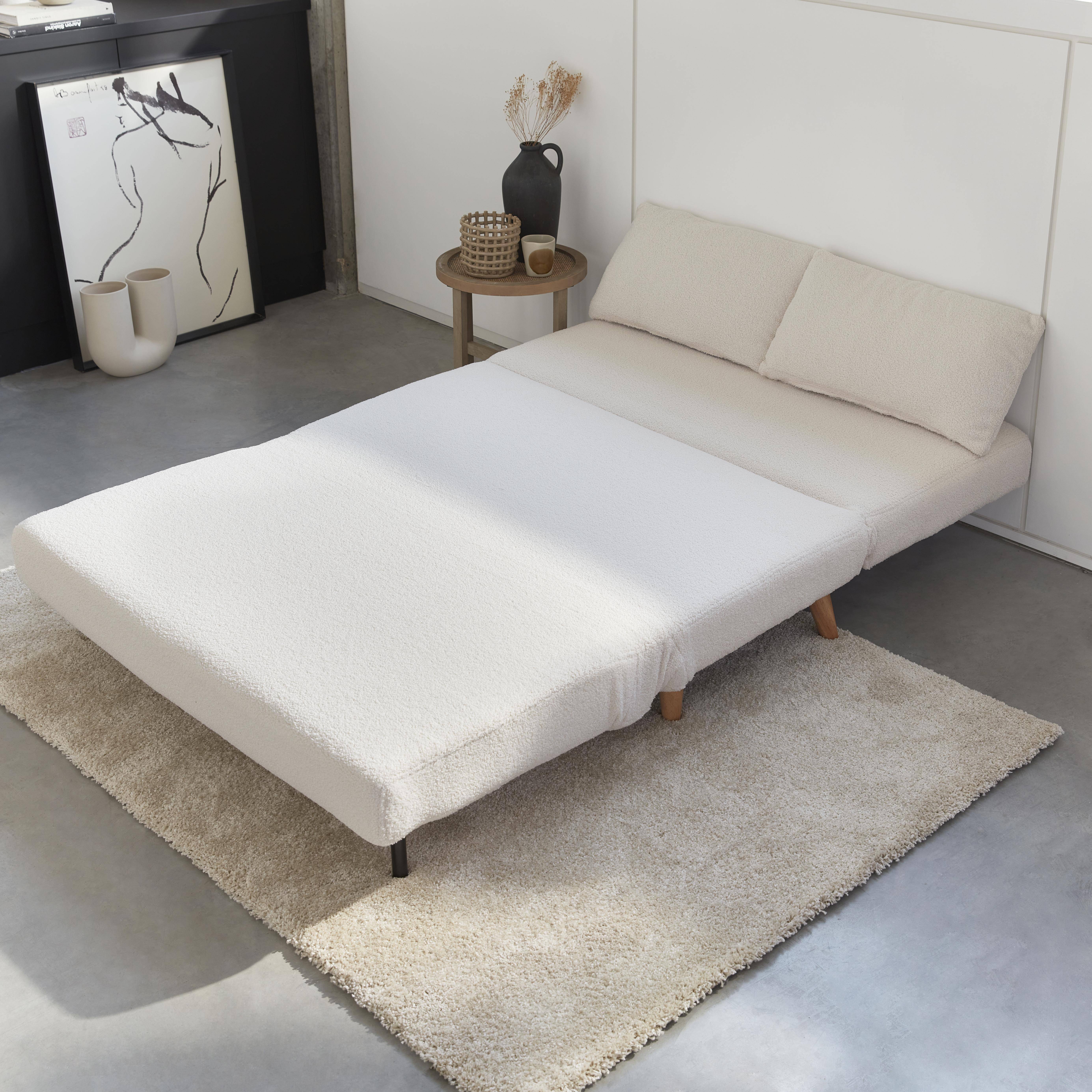 Sofá cama de tejido rizado blanco - Guesta - Sofá escandinavo de 2 plazas, patas de madera oscura, asiento corrido, respaldo reclinable Photo2