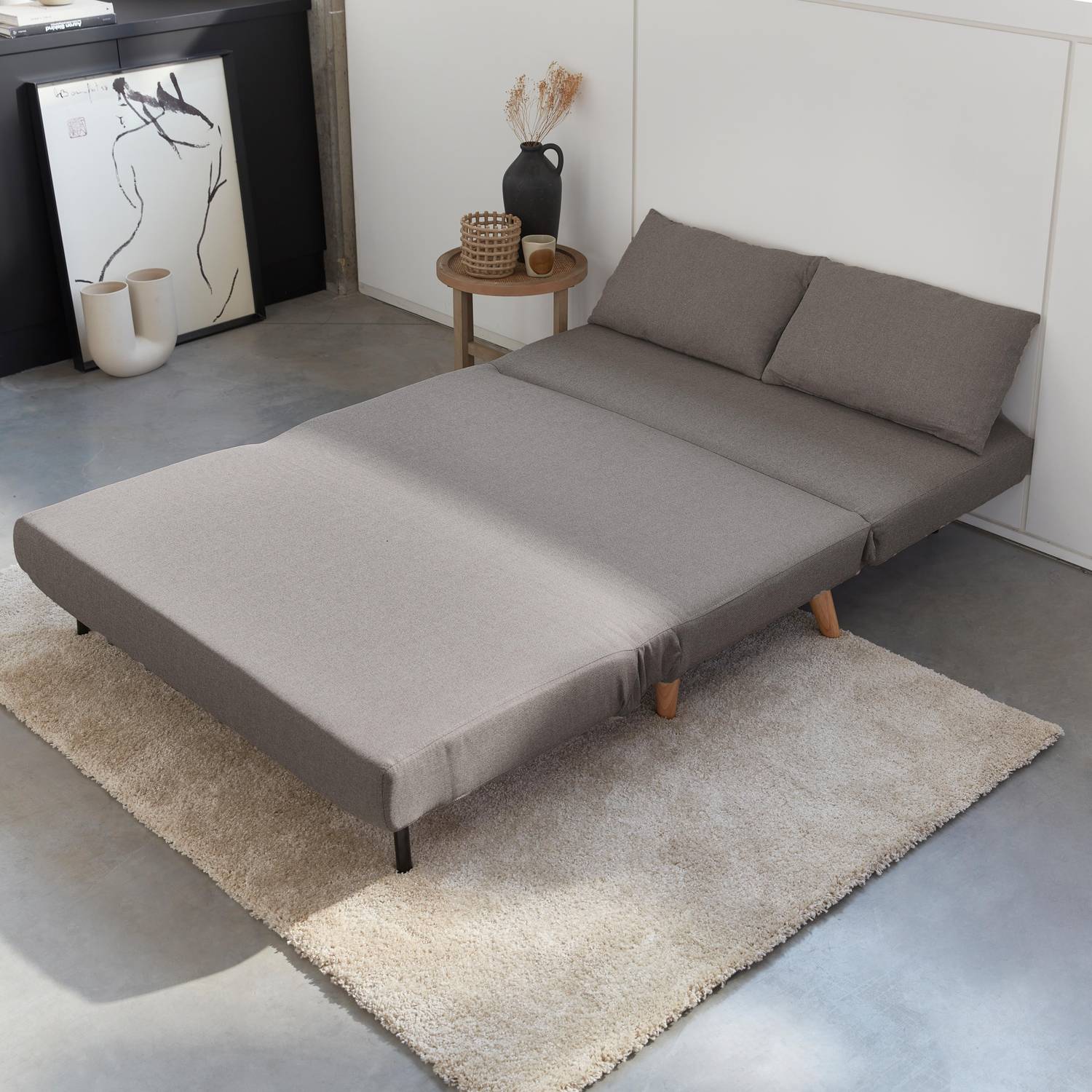 Sofá cama de tela - Guesta - Escandinavo de 2 plazas, patas de madera oscura, gris claro, asiento corrido, respaldo reclinable Photo2