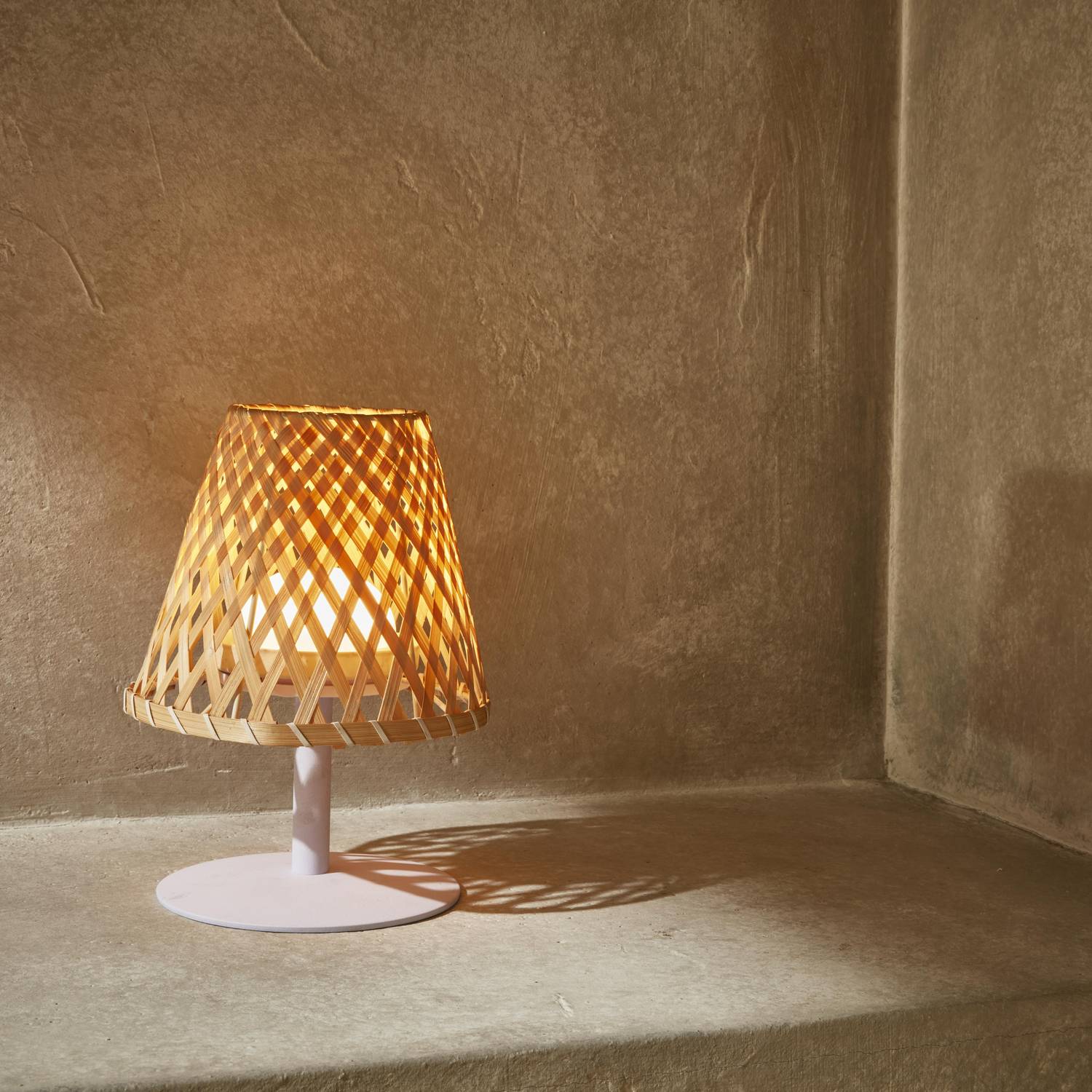 Lampe de table nomade sans fil en bambou naturel, intérieur / extérieur  Photo1