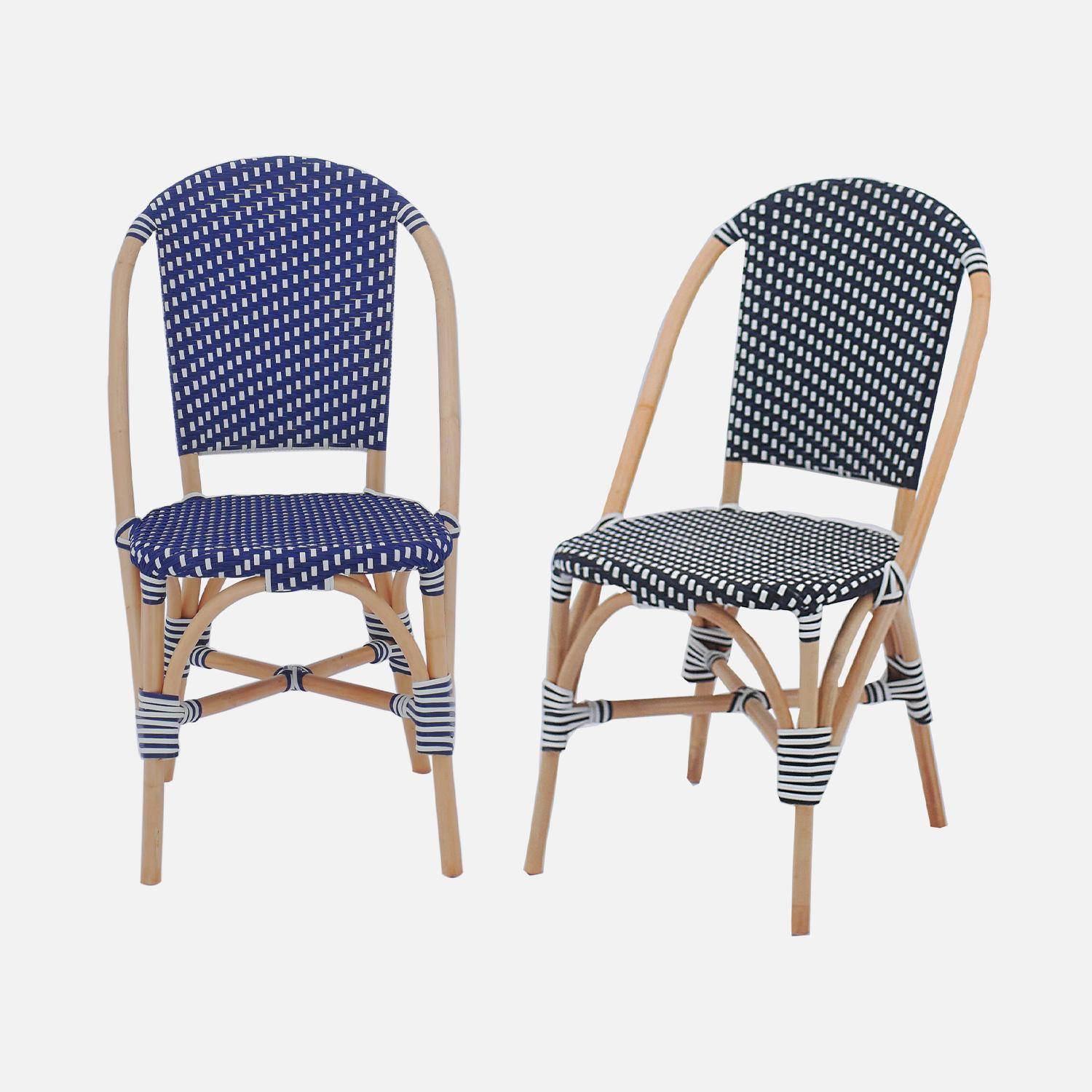 Lot de 2 chaises empilables bistrot en rotin et polyrotin bleu et blanc, L 48 x P 58 x H 90cm Photo5