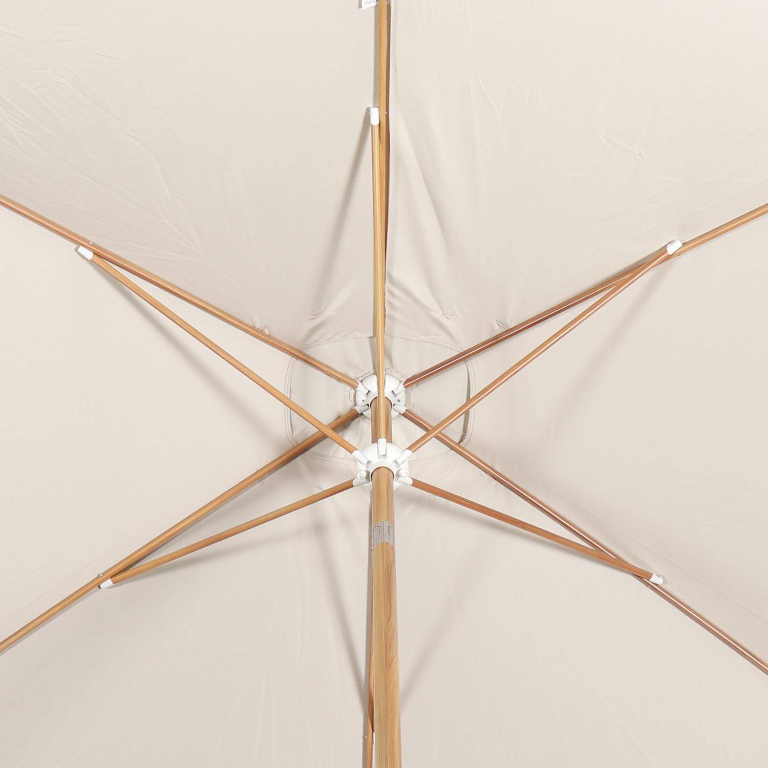 Parasol droit sable rectangulaire 2x3m, mât central imitation bois en aluminium orientable et manivelle d'ouverture Photo5