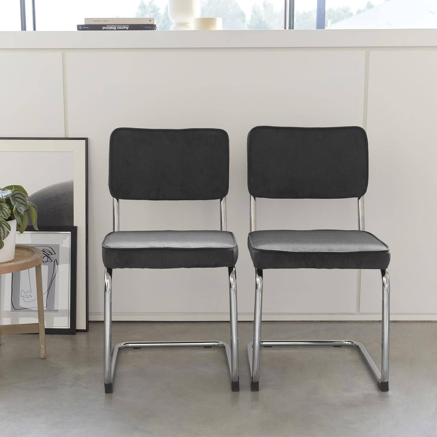 Conjunto de 2 cadeiras de veludo de bombazina cinzento escuro W46 x D54,5x H84,5cm Photo1