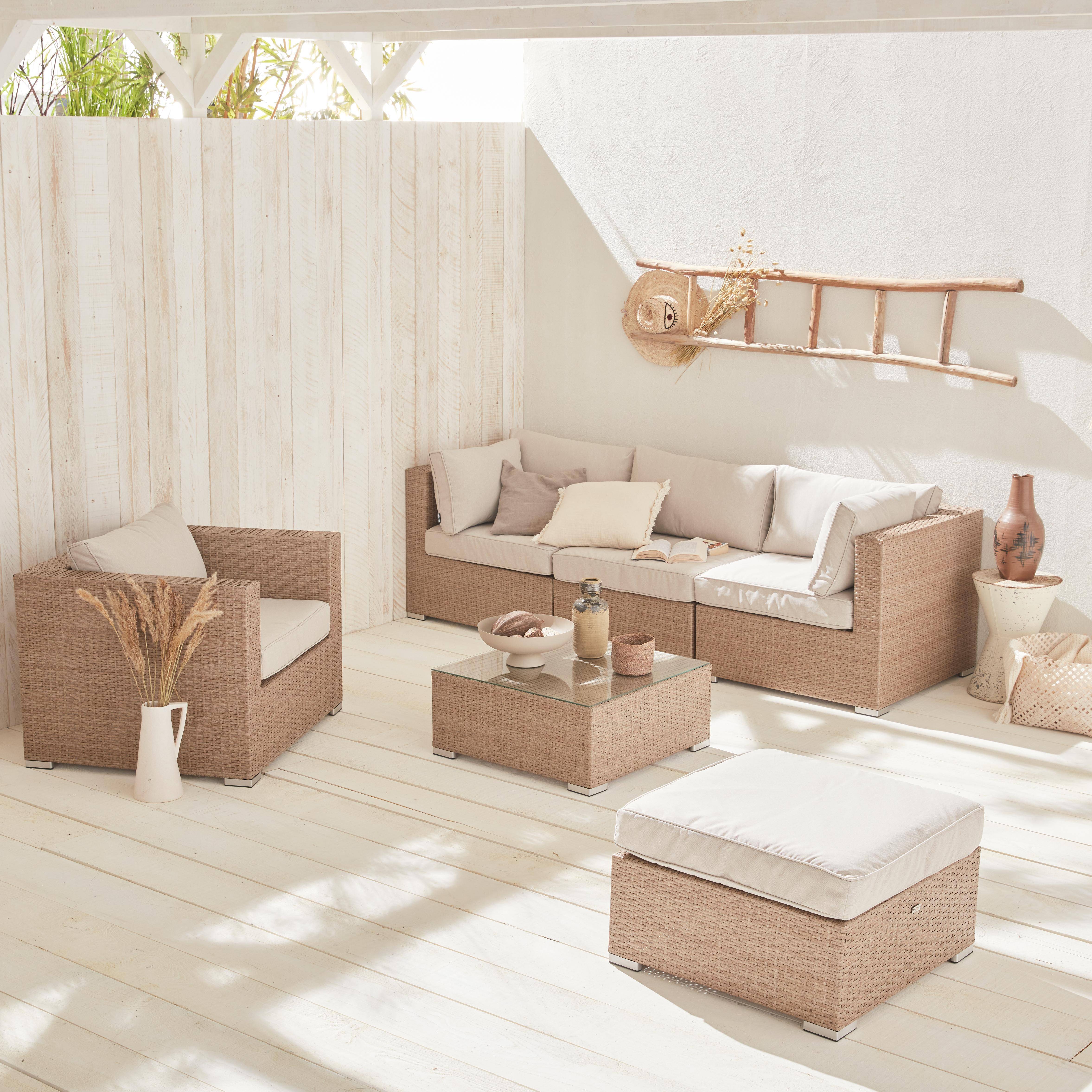 Muebles de jardín de resina tejida - Caligari - Beige, cojines beige - 5 plazas - 1 sillón, 1 sillón sin reposabrazos, 1 puf, 2 sillones de esquina, una mesa de centro Photo1