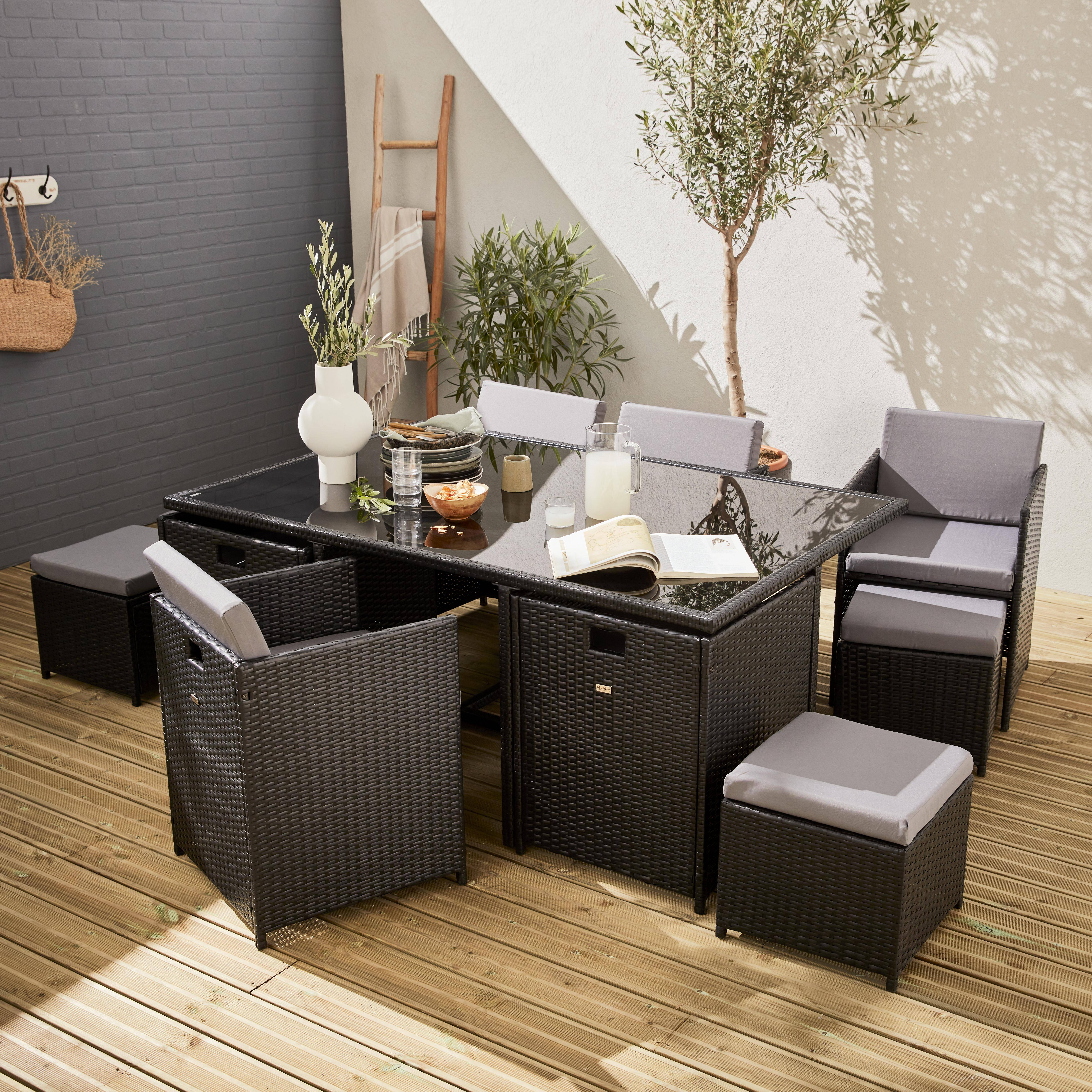 Salon de jardin 6-10 places - Vabo - Coloris Noir, Coussins gris, table encastrable. Photo1