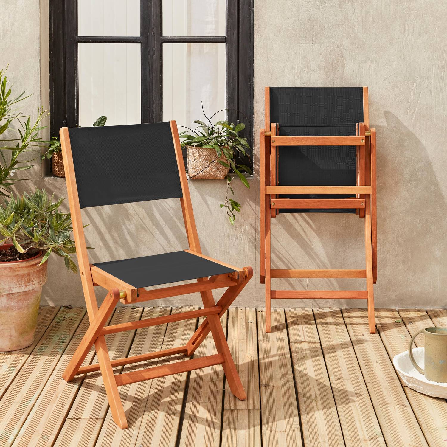 Gartenstühle aus Holz und Textilene - Almeria schwarz - 2 Klappstühle aus geöltem FSC Eukalyptusholz und Textilene Photo2