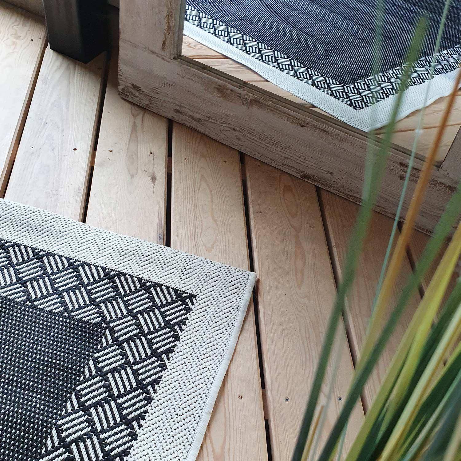 Buiten/binnen tapijt 150x200 cm, dubbel dambord patroon, zwart/grijs  Photo4