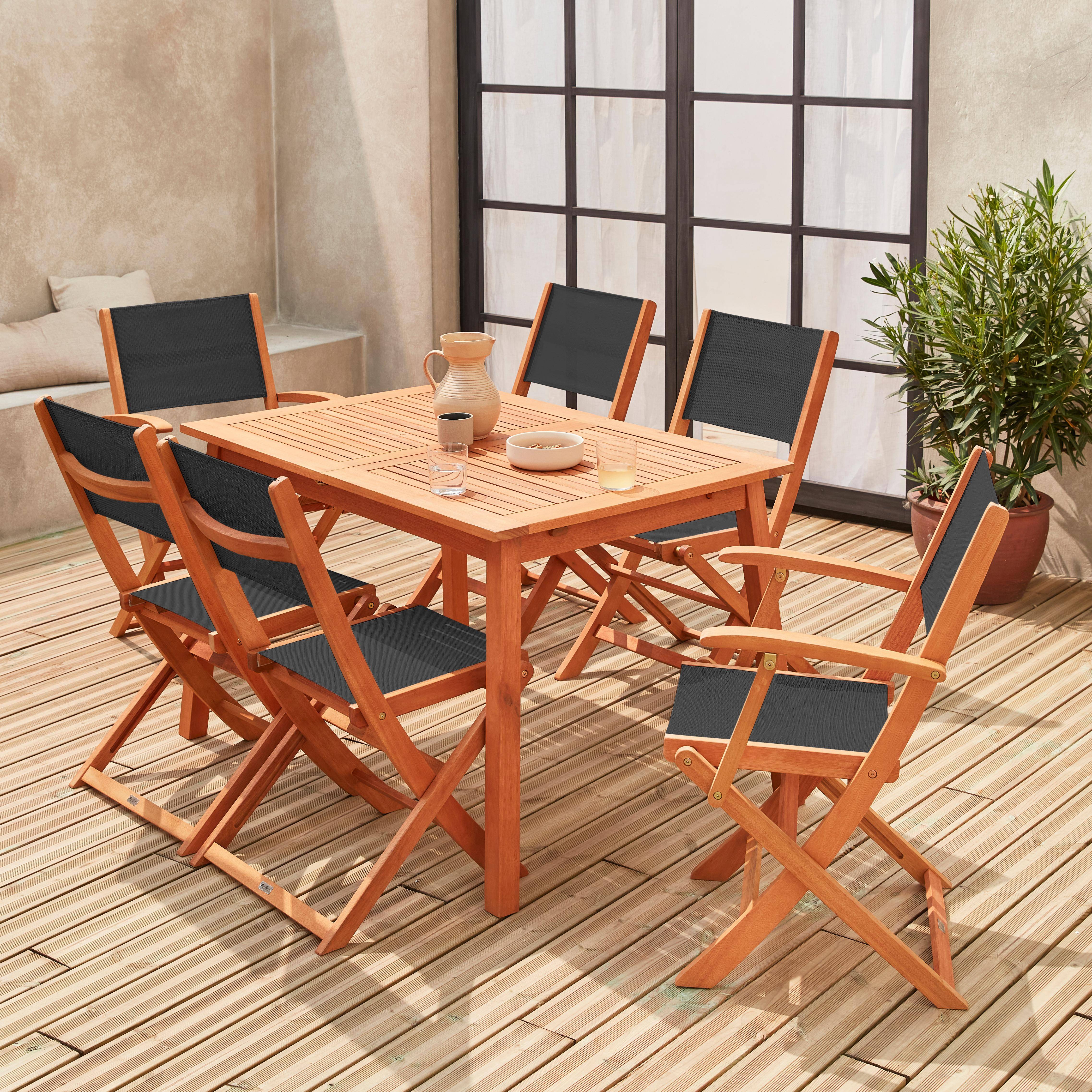 Salon de jardin en bois extensible - Table 120/180cm avec rallonge, 2 fauteuils et 4 chaises, en bois d'Eucalyptus FSC huilé et textilène noir Photo2
