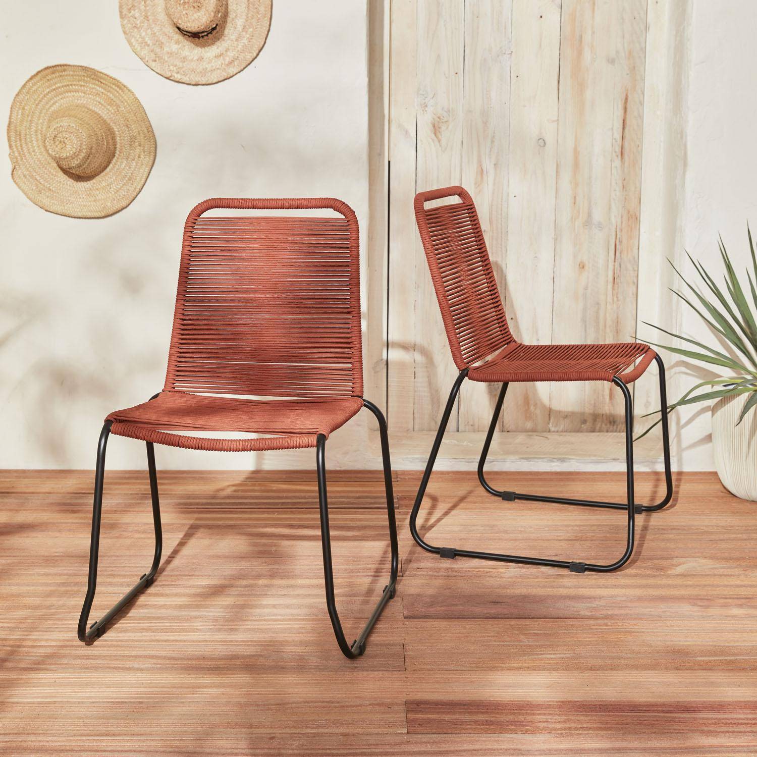 Set mit 2 BRASILIA Gartenstühlen aus Seil, terracotta, stapelbar, draußen Photo1