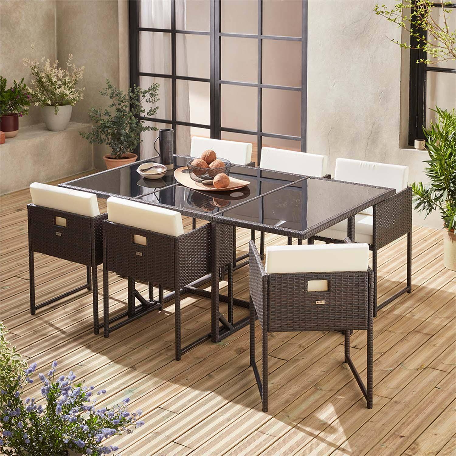 Table de jardin en résine 6 places – FIRENZE 6 – coloris marron, coussins blancs, table encastrable Photo2