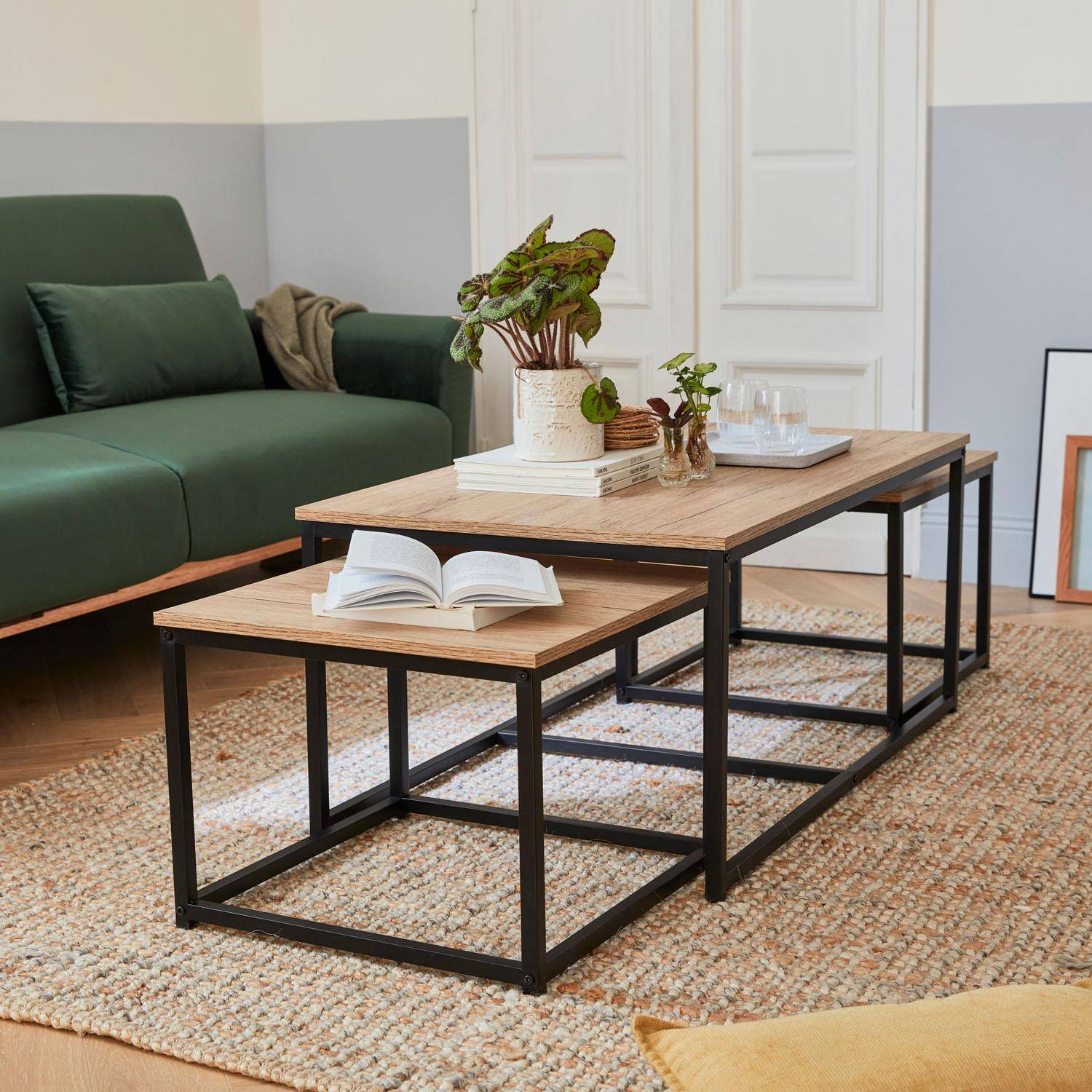 Conjunto de 3 mesas de encaixe em metal preto, decoração em madeira - Loft - encastráveis, 1x100x45x60cm / 2x50x50x38cm Photo1