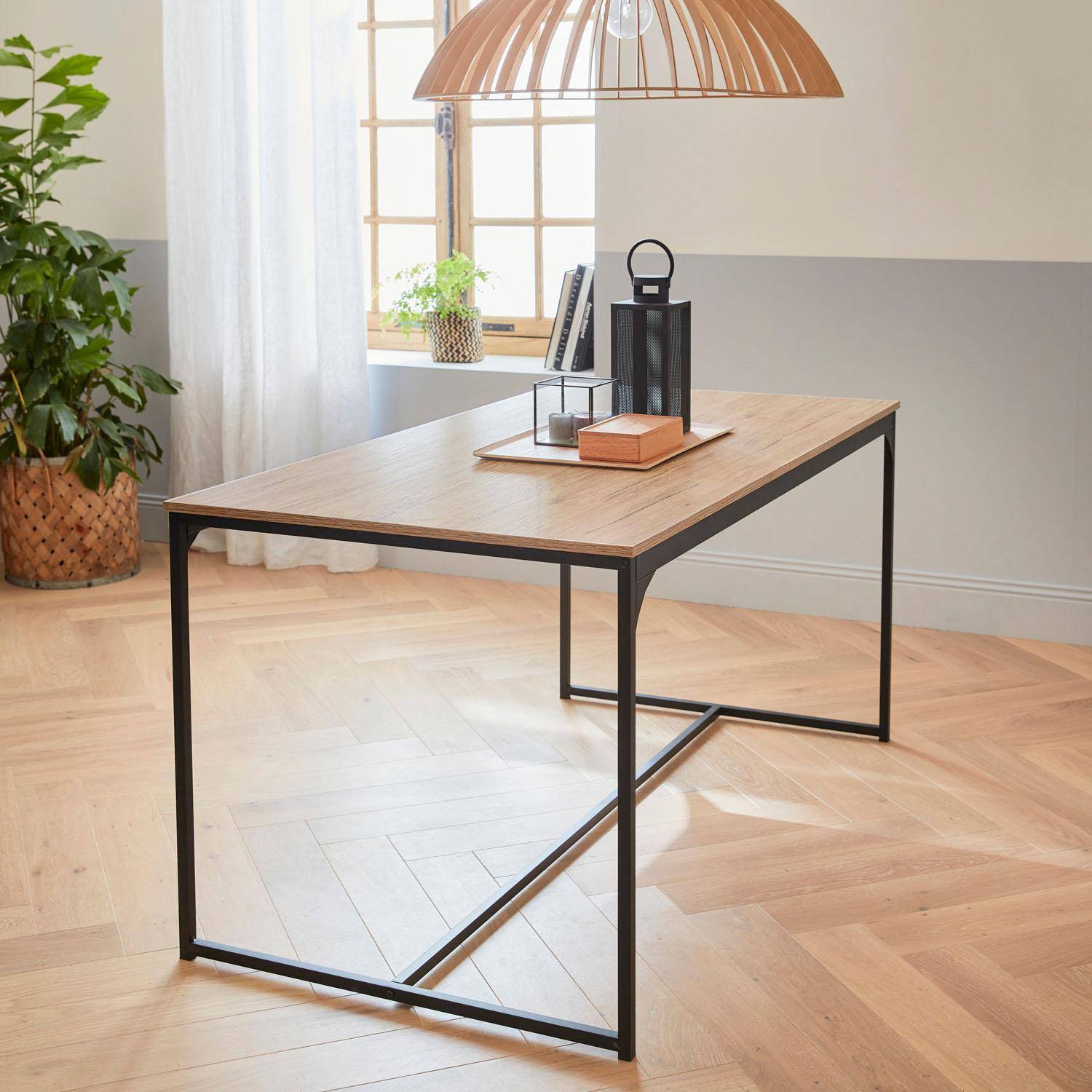 Table à manger rectangulaire métal noir et décor bois - Loft - 4 places, 150cm  Photo1