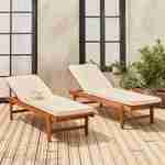 Set de 2 bains de soleil en Acacia FSC – AREQUIPA – Transats avec coussins beige et roulettes, multi positions Photo1