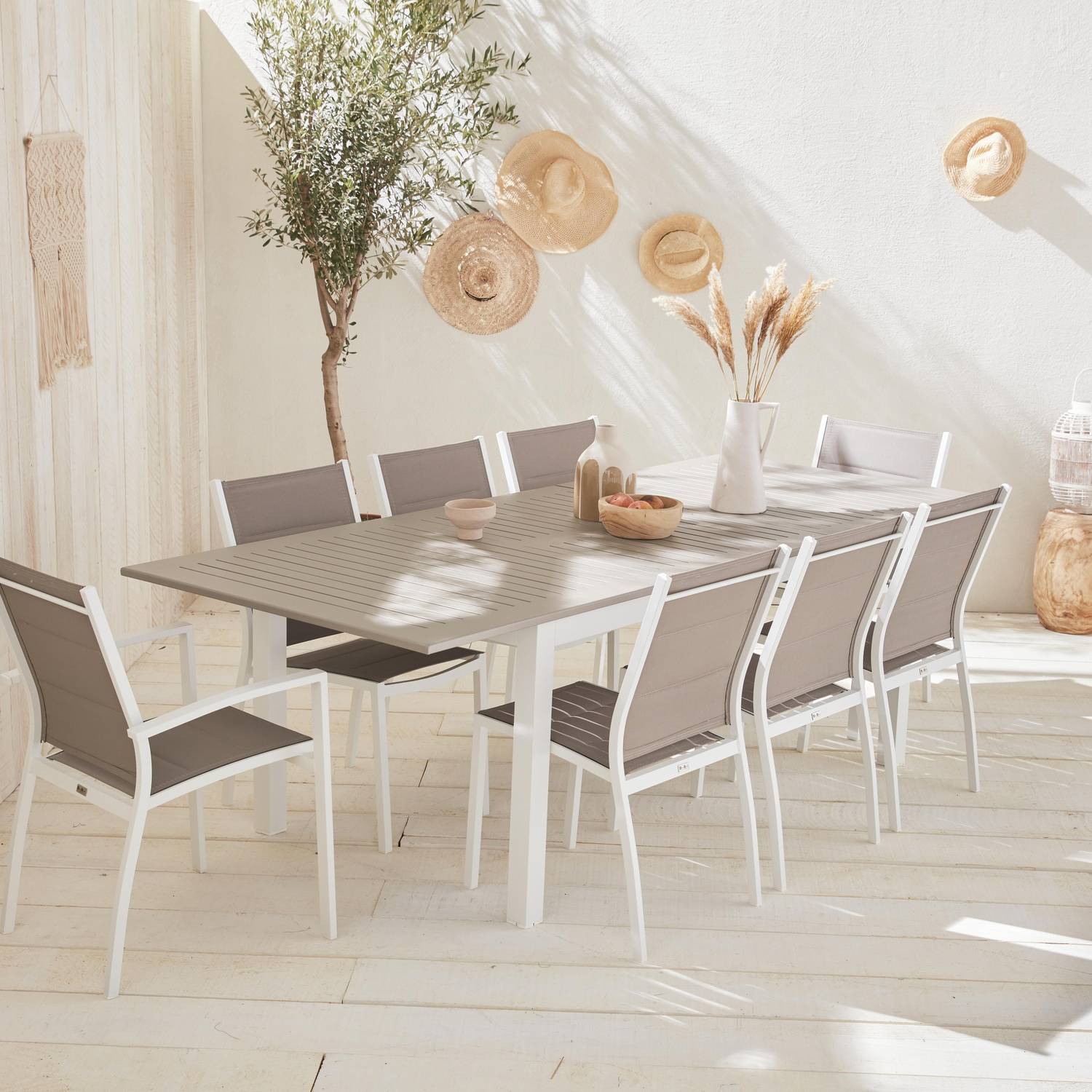 Salon de jardin - Chicago Blanc / Taupe - Table extensible 175/245cm avec rallonge et 8 assises en textilène Photo1