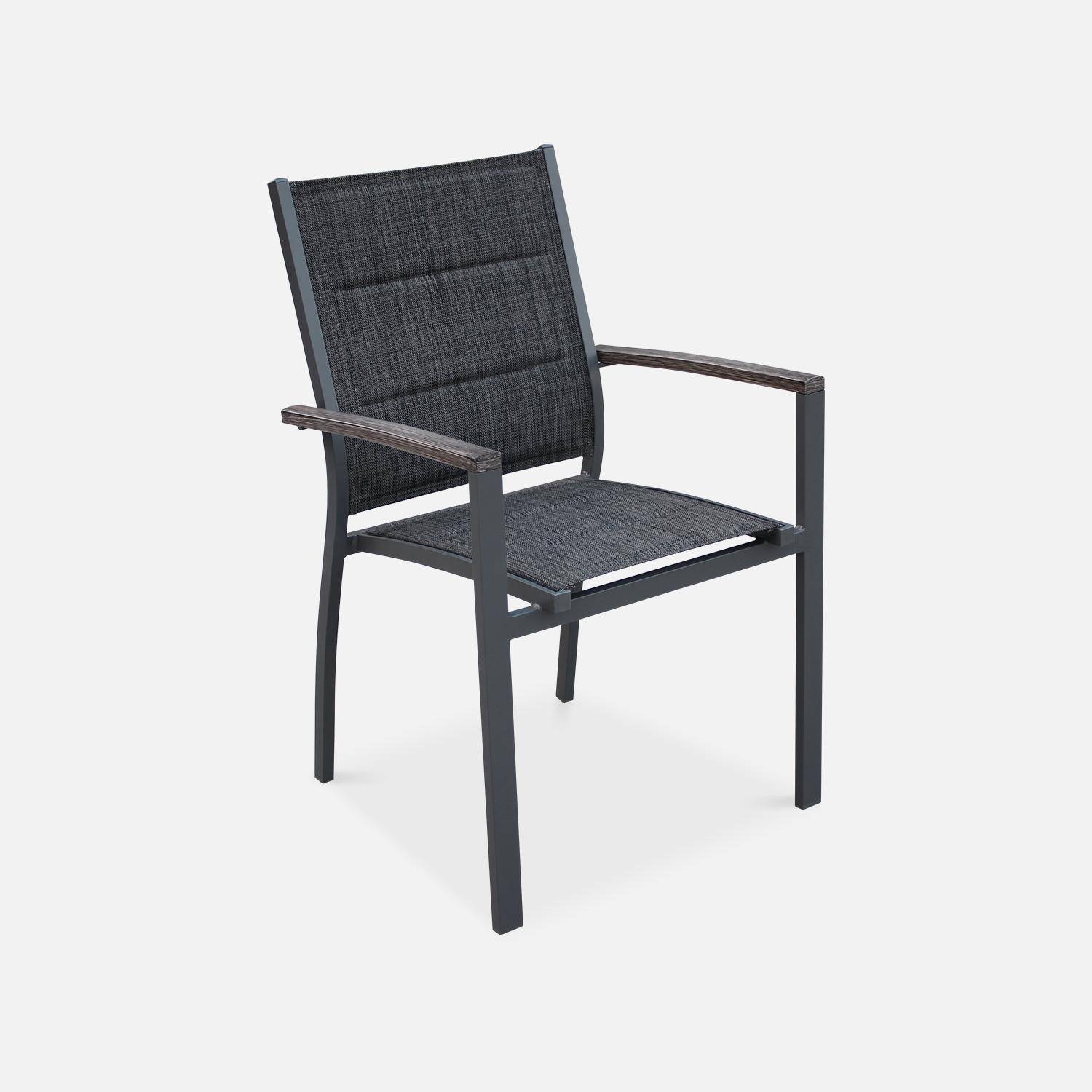 Chicago set, 1 tafel met een verlengstuk, Hout effect,  2 fauteuils, 6 stoelen uit aluminium en textileen Photo8