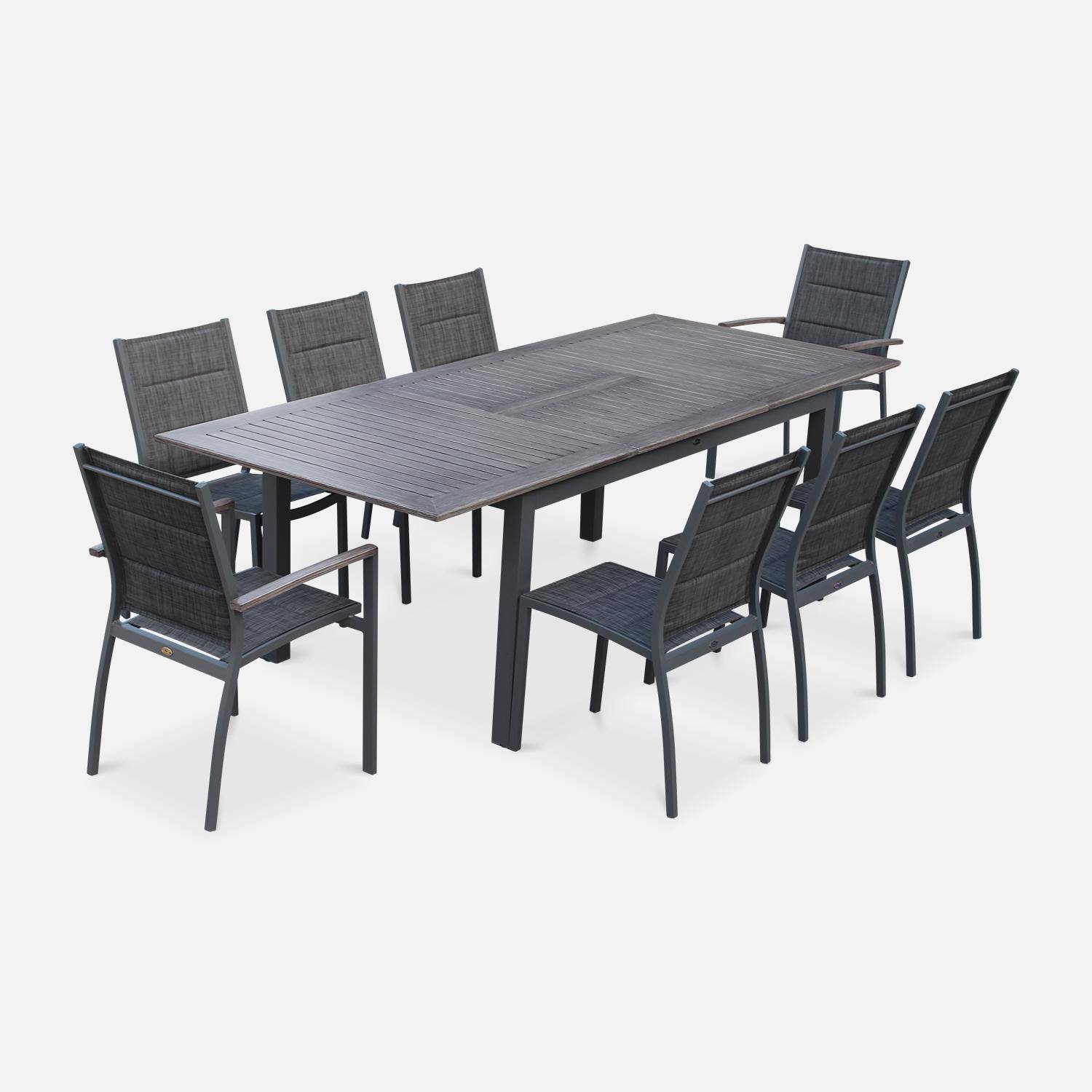 Chicago set, 1 tafel met een verlengstuk, Hout effect,  2 fauteuils, 6 stoelen uit aluminium en textileen Photo2