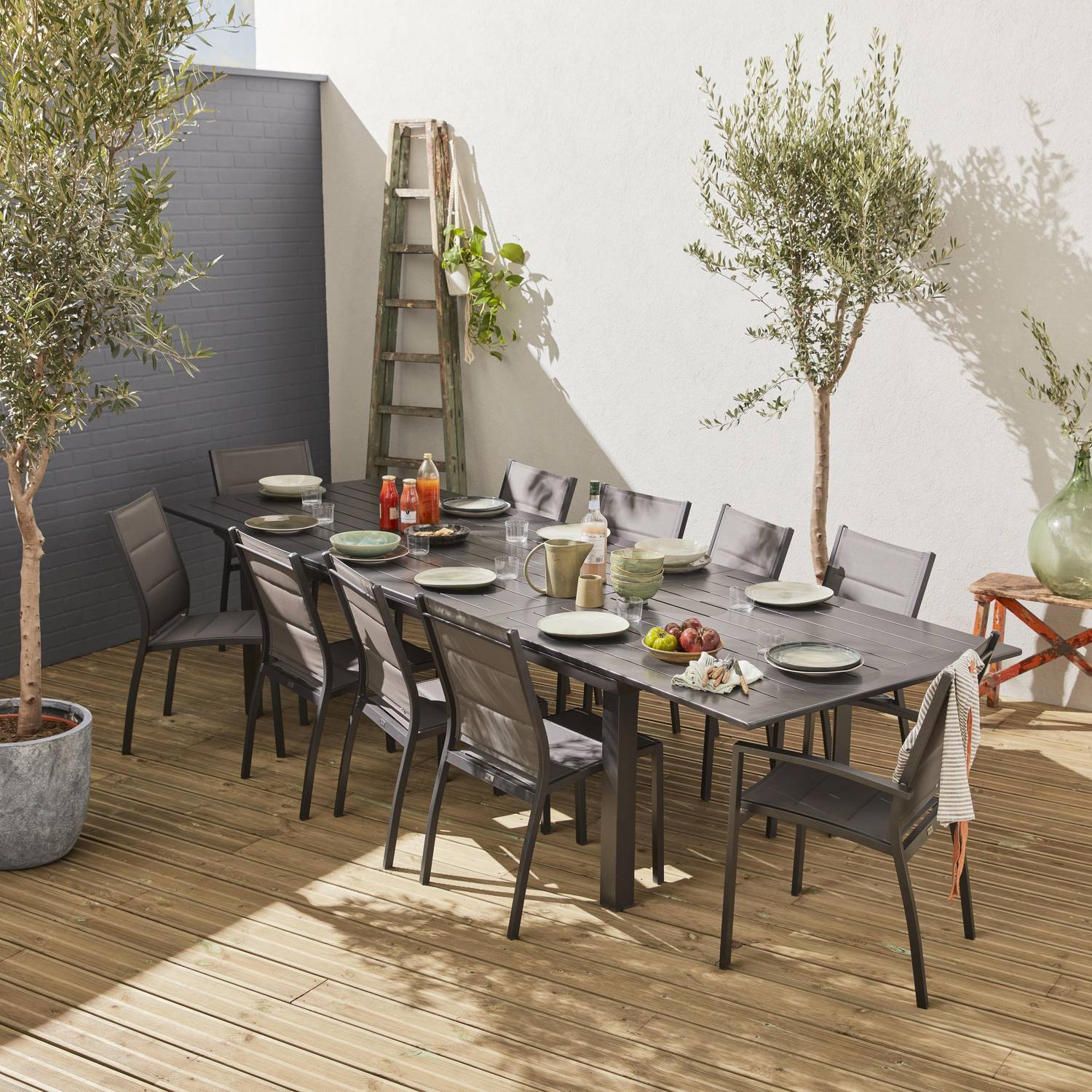 Salon de jardin table extensible - Odenton Anthracite - Grande table en aluminium 235/335cm avec rallonge et 10 assises en textilène Photo1