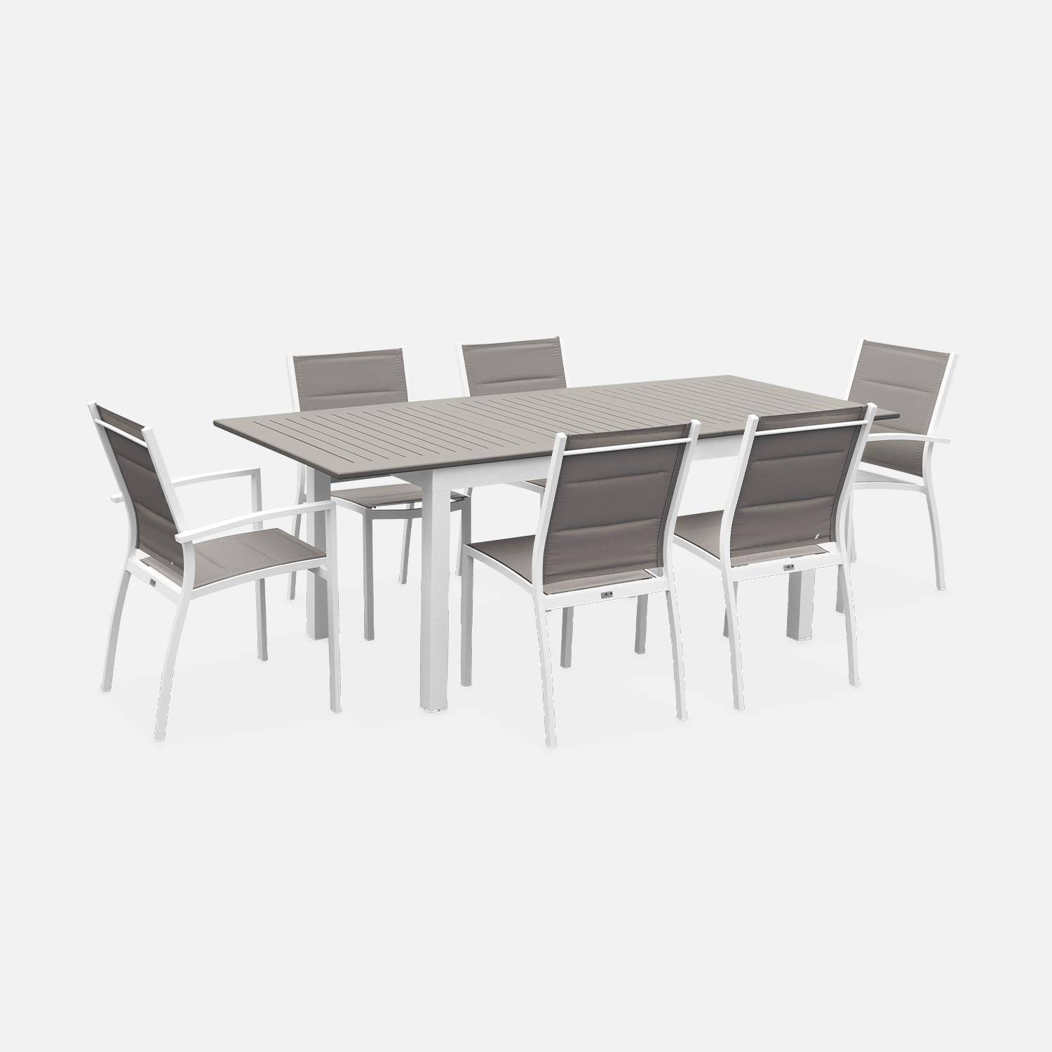 Chicago set, 1 tafel met een verlengstuk,  2 fauteuils, 4 stoelen uit aluminium en textileen Photo1