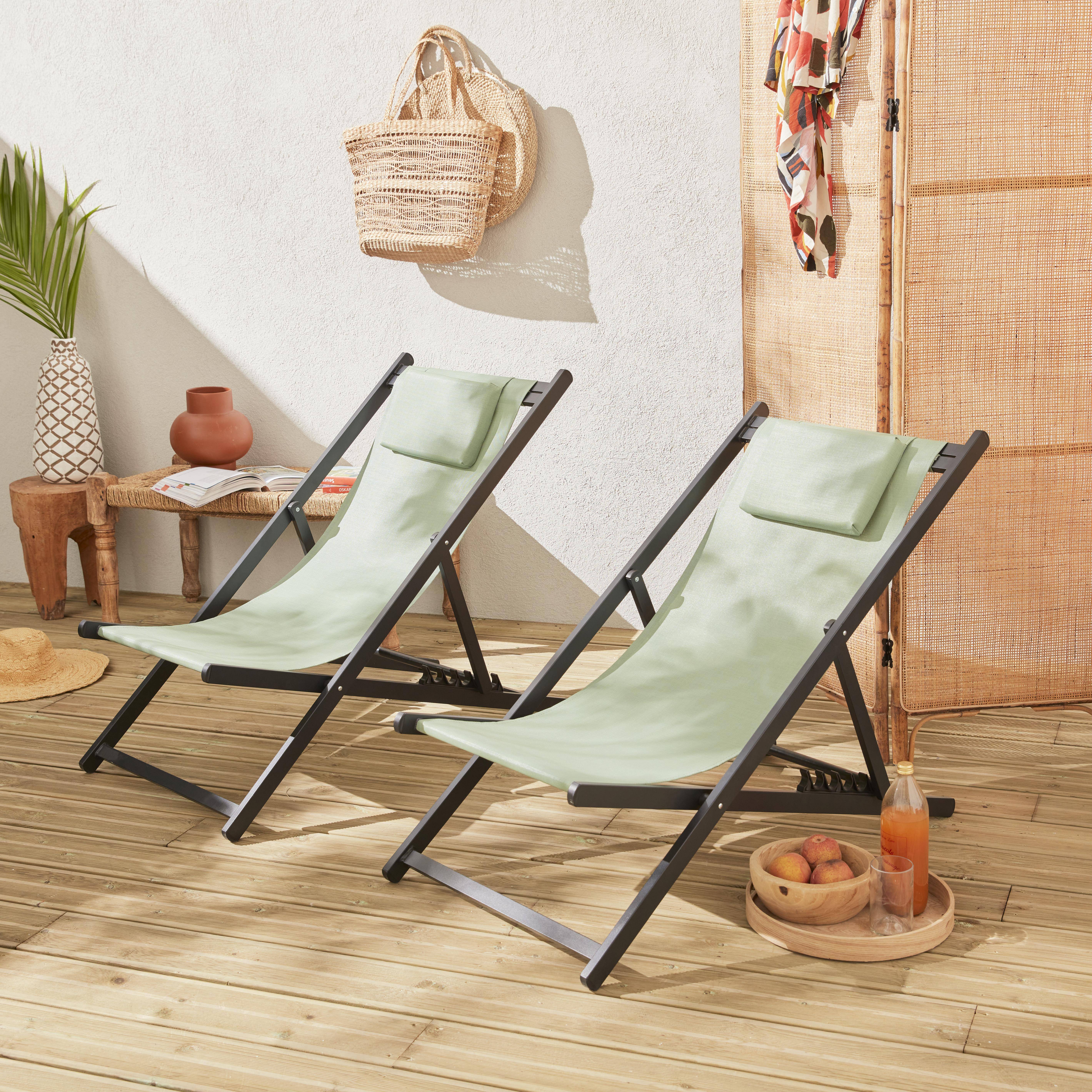 Set mit 2 Sonnenliegen - Gaia grüngrau - aus anthrazitfarbenem Aluminium und grüngrauem Textilene mit Kopfstützenkissen, Liegestuhl Photo1