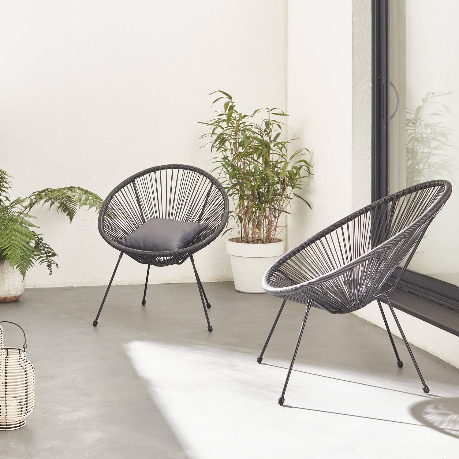 Set mit eierförmigen 2 Sesseln - Acapulco Schwarz - 4-beiniger Sessel im Retro-Design, Kunststoffschnur, innen / außen Photo1