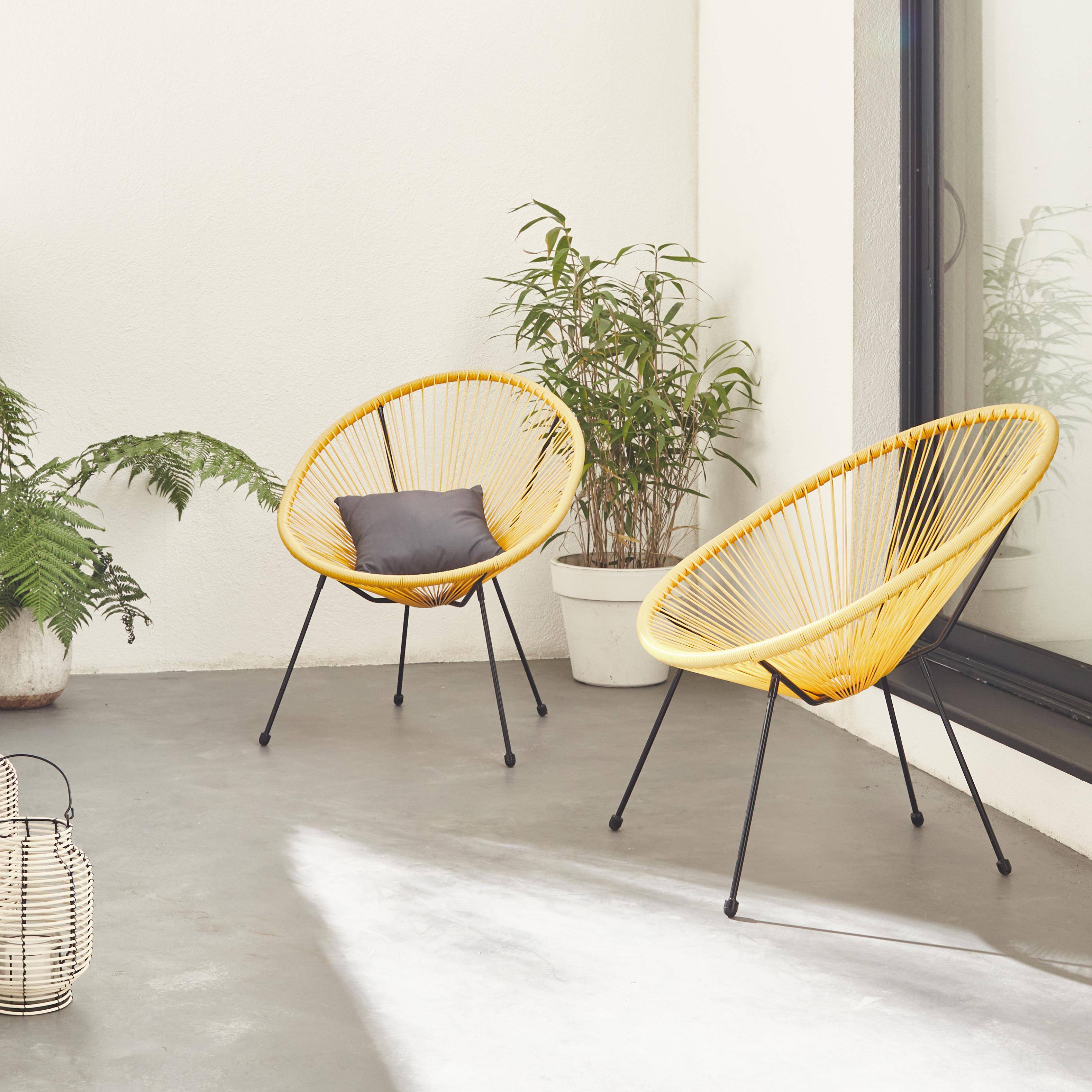 Set mit 2 eierförmigen Sesseln - Acapulco Gelb - 4-beiniger Sessel im Retro-Design, Kunststoffschnur, innen / außen Photo1