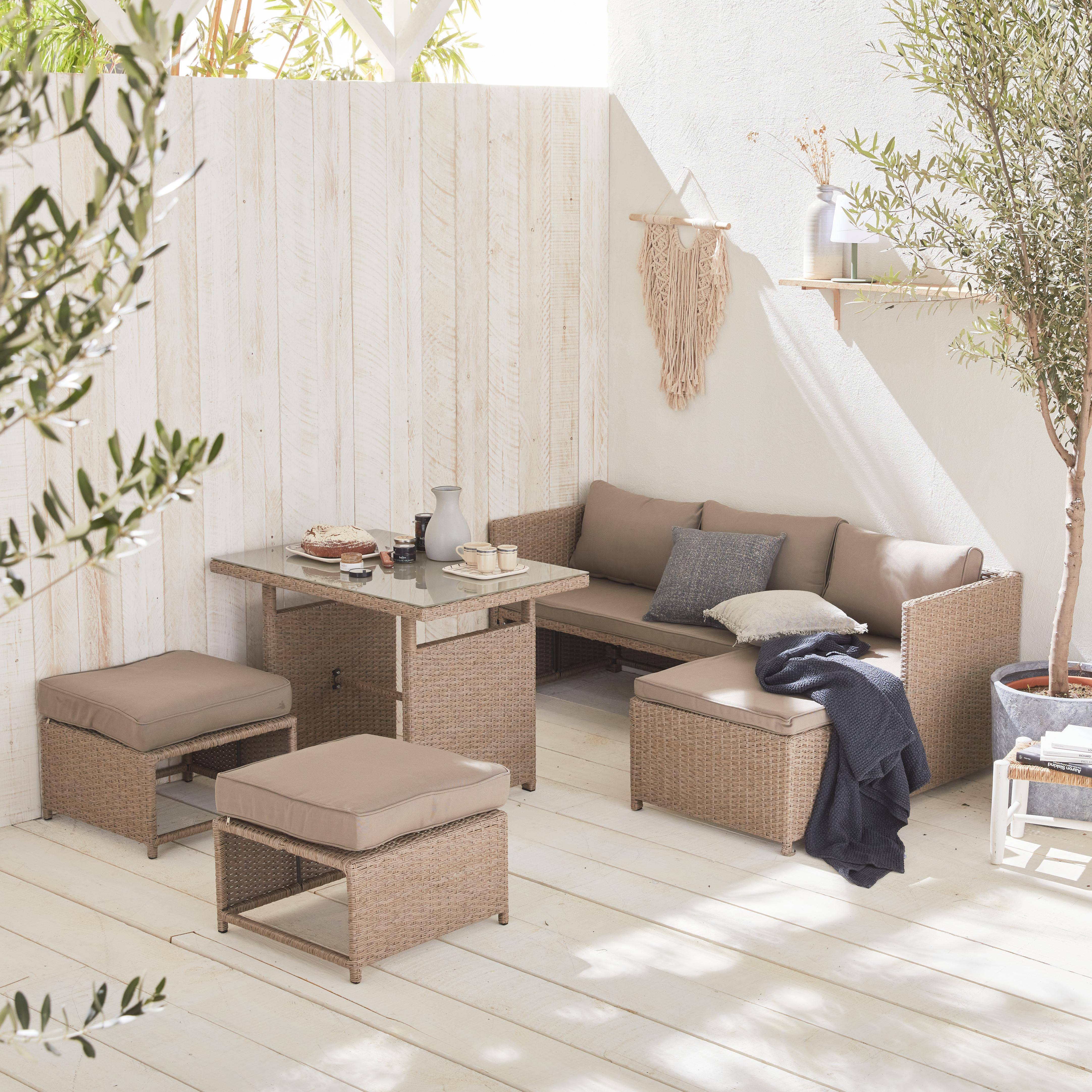 Conjunto de muebles de jardín de 6 plazas - Reggiano - Resina natural, cojines beige, mesa de jardín con sofá, chaise longue y 2 pufs incorporados Photo1