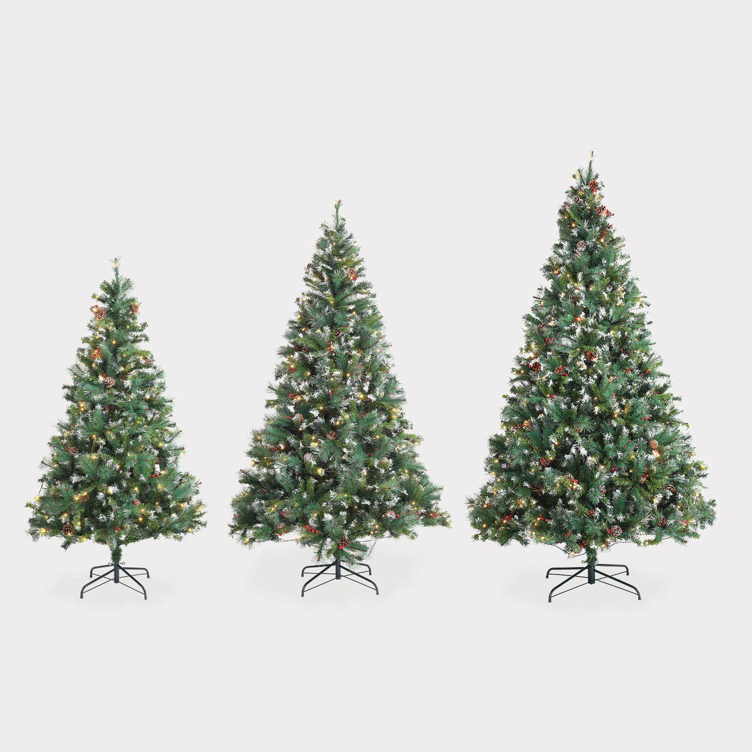 Árvore de Natal Artificial de Luxo - 240cm com guirlanda de luz e pé  incluido - FRINGANT