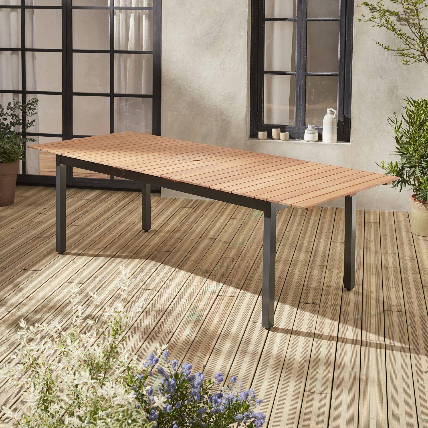 Ausziehbarer Gartentisch aus Aluminiumholz 200 / 250cm mit Verlängerung - Sevilla - geöltes FSC-Eukalyptusholz und Gestell Anthrazit Photo3
