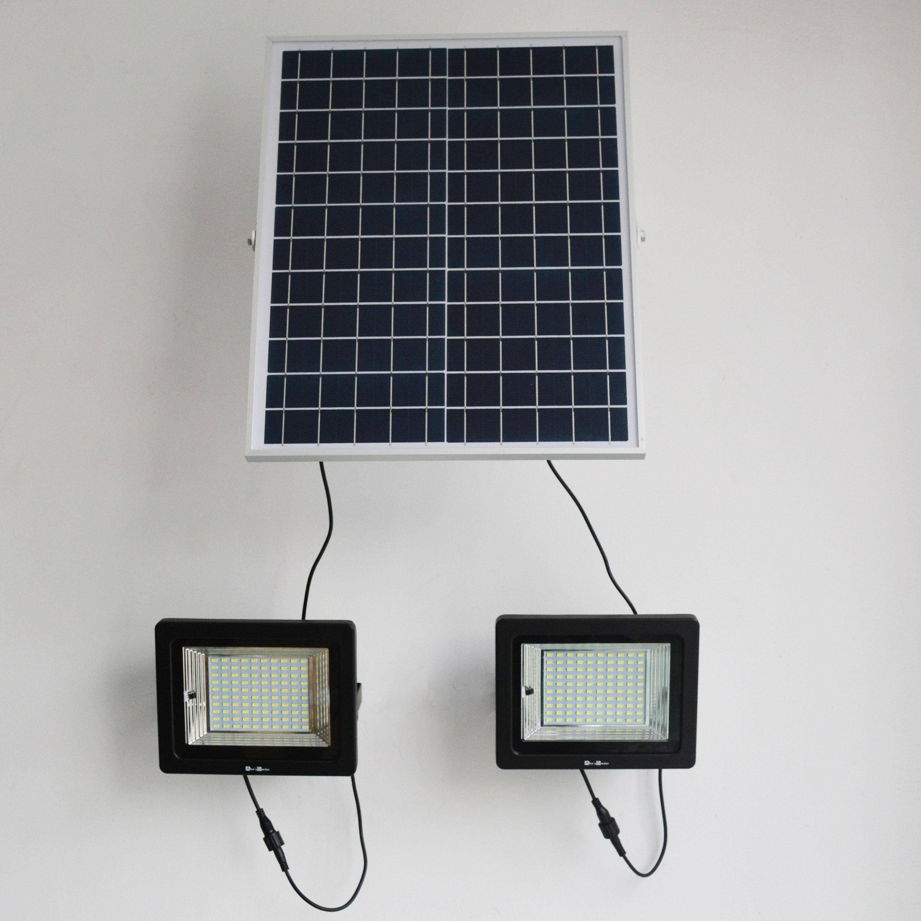 Lot de 2 projecteurs solaires LED 50W avec panneau solaire télécommandé blanc chaud, lampes résistantes à la pluie et autonome, spot extra puissant 1800 lumens équivalent 135W Photo5