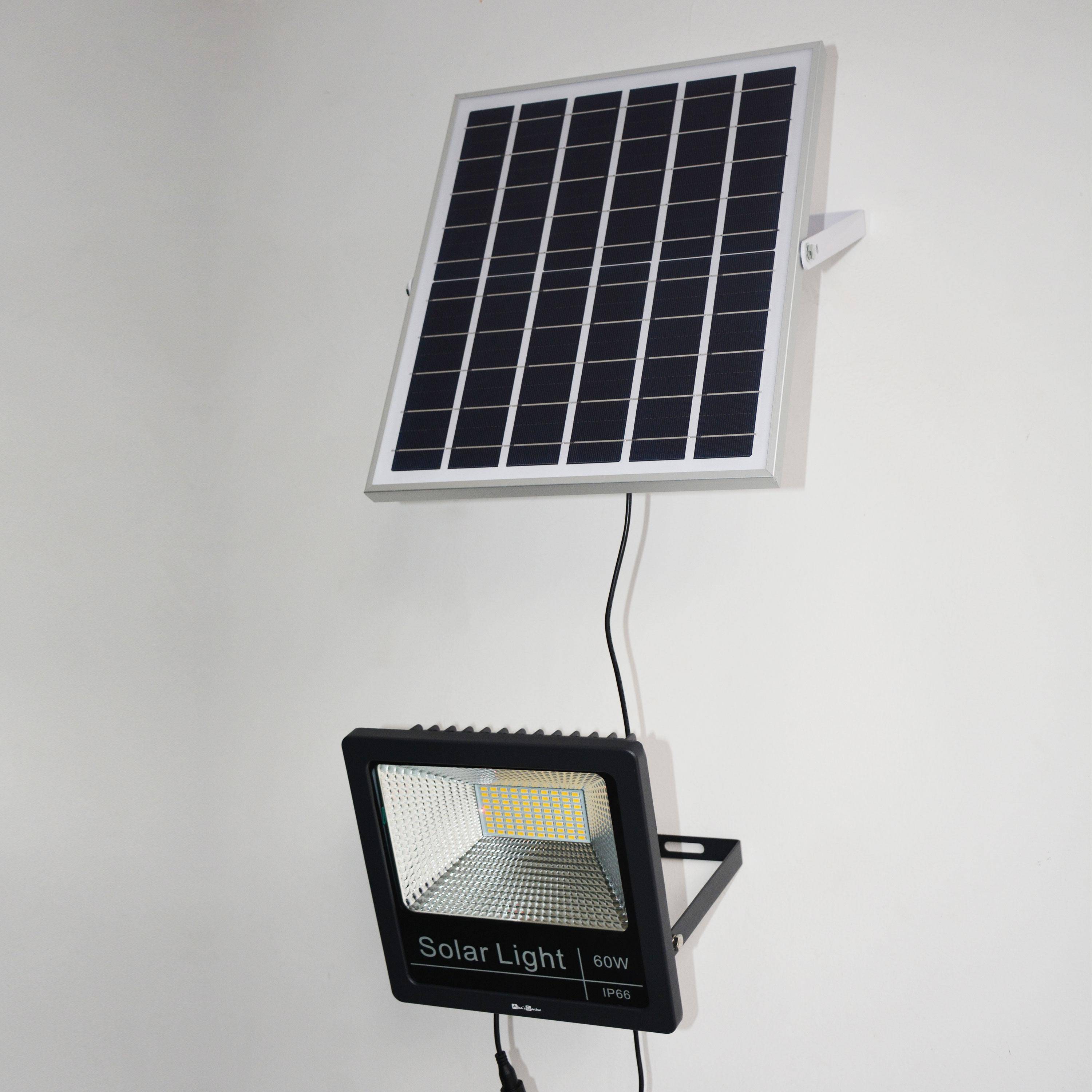 Projecteur solaire LED 40W avec panneau solaire télécommandé blanc chaud, lampe résistante à la pluie et autonome, spot extra puissant 1500 lumens équivalent 125W Photo5